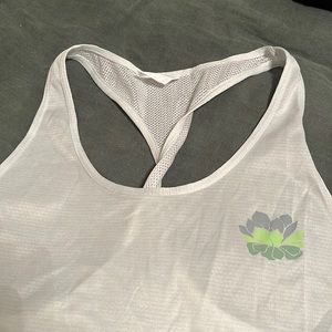 Under Amor Tech Vent Tank - XS